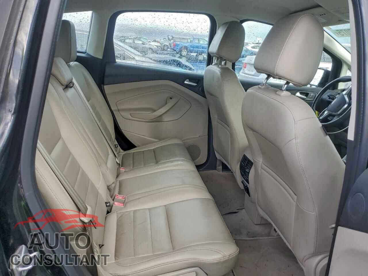 FORD CMAX 2014 - 1FADP5BU6EL521892