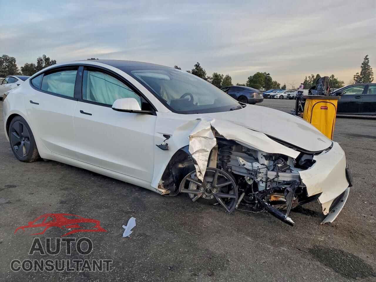 TESLA MODEL 3 2023 - 5YJ3E1EBXPF706953