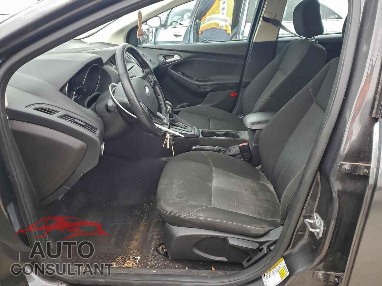 FORD FOCUS 2017 - 1FADP3K2XHL284265