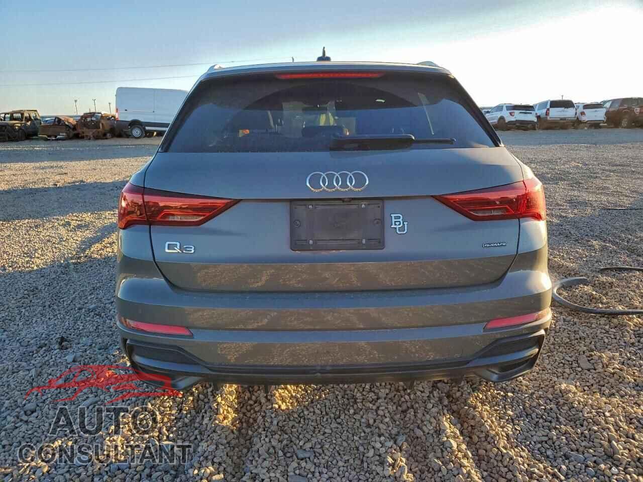 AUDI Q3 2021 - WA1DECF30M1027229