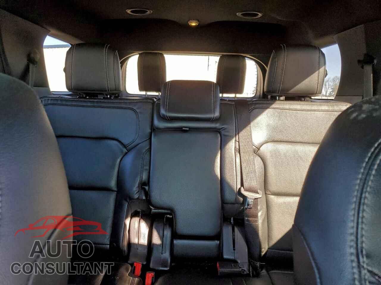 FORD EXPLORER 2016 - 1FM5K8F83GGA10112