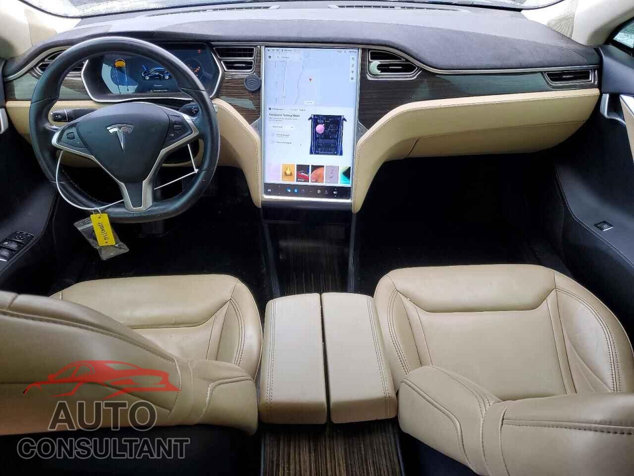 TESLA MODEL S 2015 - 5YJSA1S22FF081846