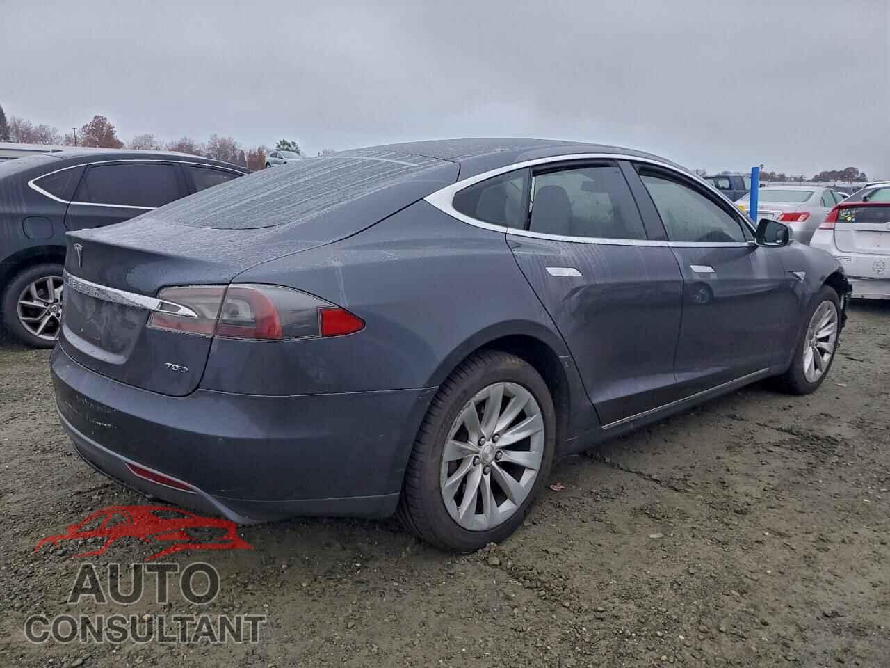 TESLA MODEL S 2016 - 5YJSA1E28GF133820