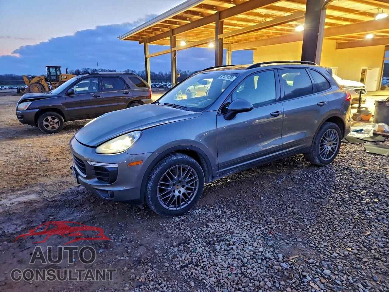 PORSCHE CAYENNE 2017 - WP1AA2A25HKA89608