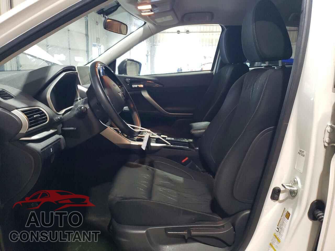MITSUBISHI ECLIPSE 2019 - JA4AT5AA4KZ019904