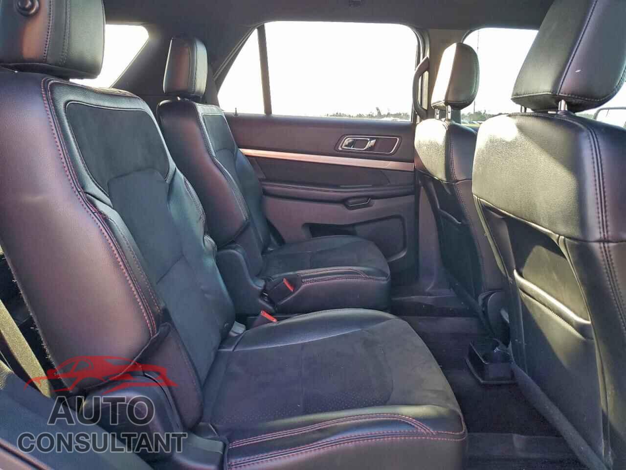 FORD EXPLORER 2018 - 1FM5K8D86JGC04496
