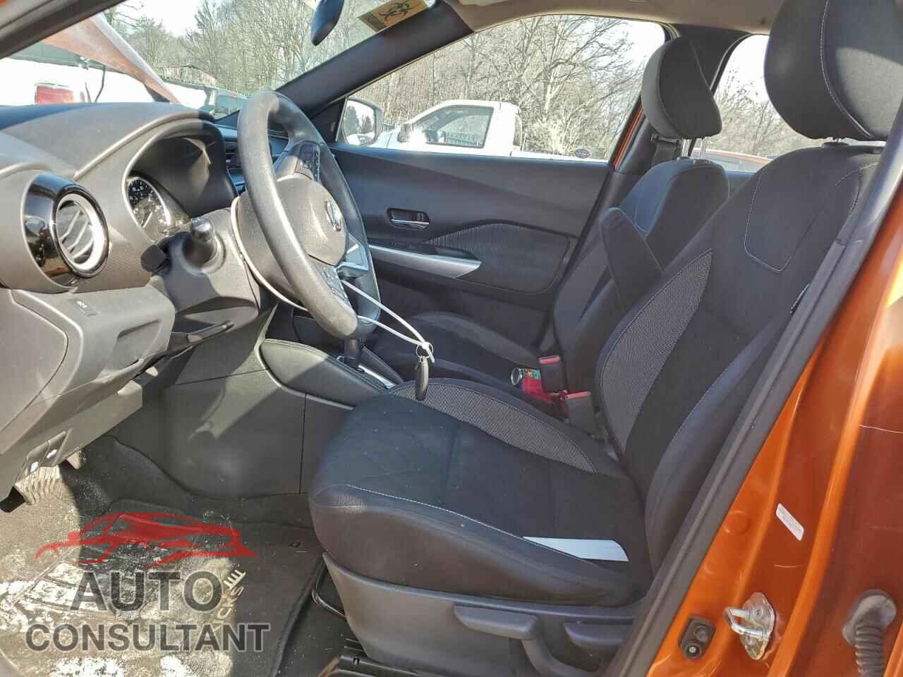NISSAN KICKS 2019 - 3N1CP5CU3KL497395