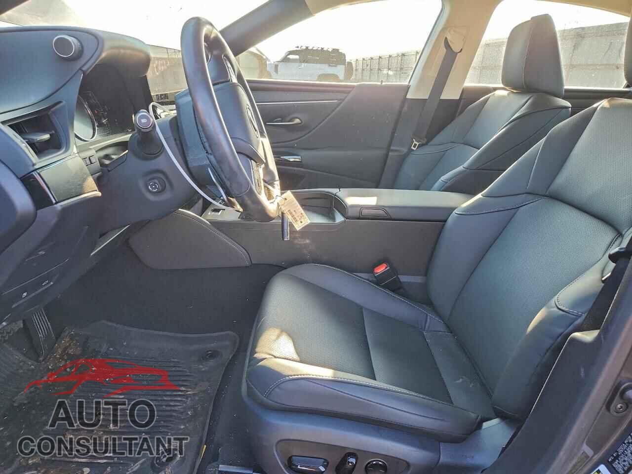 LEXUS ES300 2025 - 58ADA1C19SU065163
