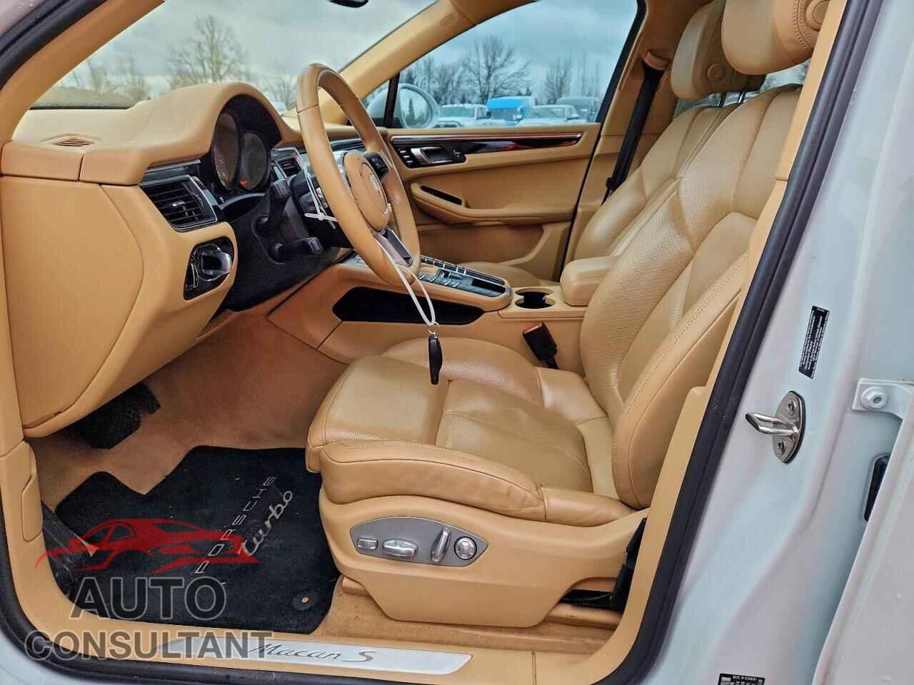 PORSCHE MACAN 2016 - WP1AB2A58GLB50272