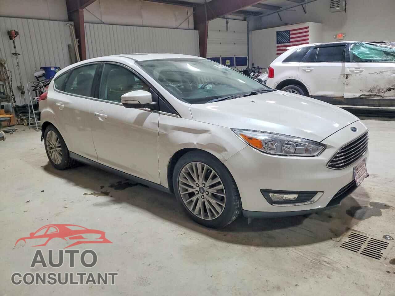 FORD FOCUS 2018 - 1FADP3N20JL326055