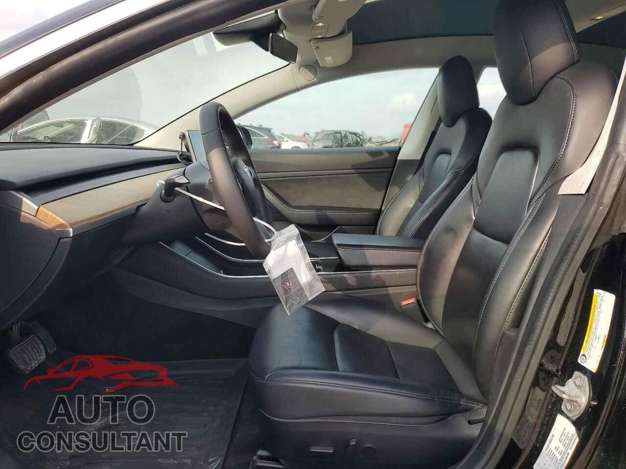 TESLA MODEL 3 2020 - 5YJ3E1EA2LF606458