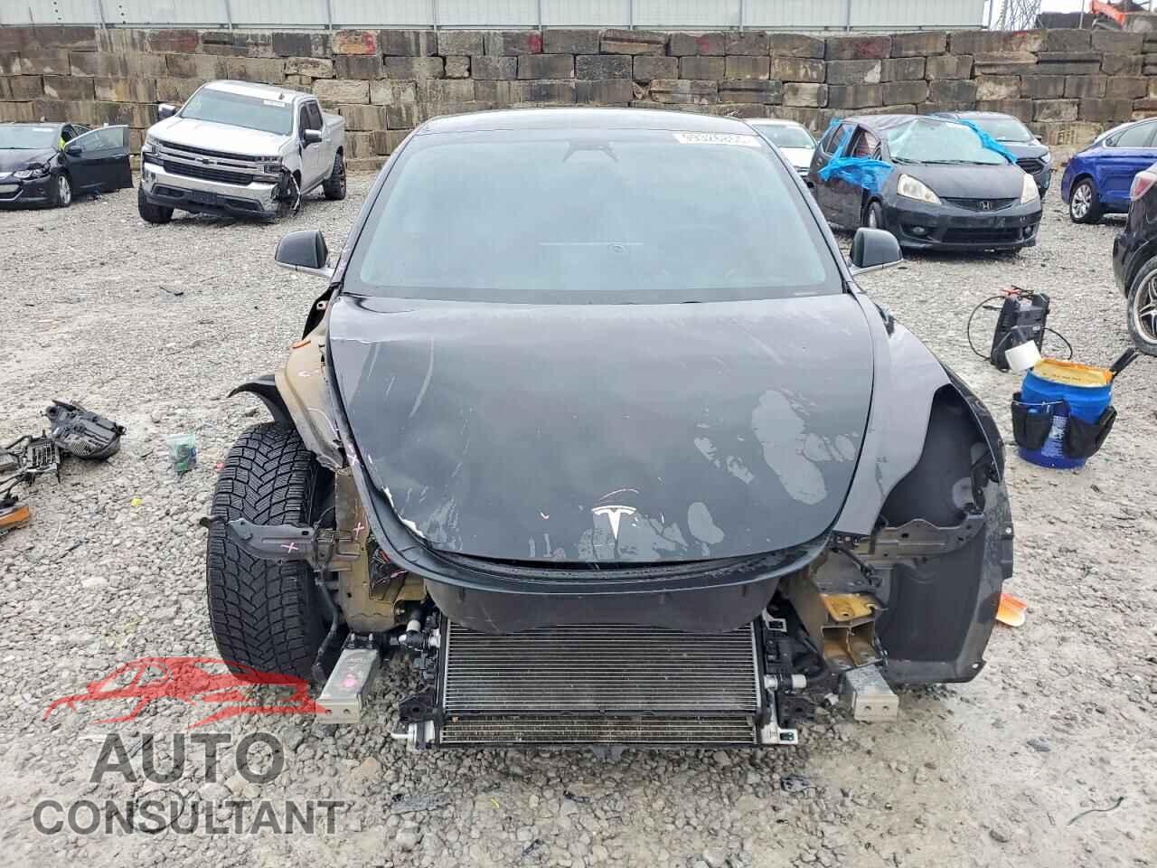 TESLA MODEL 3 2018 - 5YJ3E1EA2JF039813