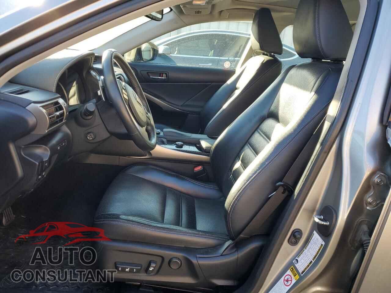LEXUS IS 2014 - JTHCE1D29E5002600