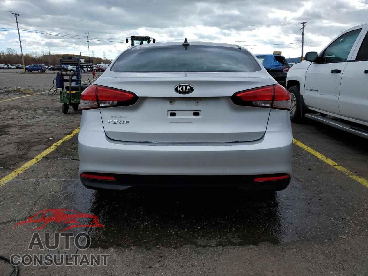 KIA FORTE 2017 - 3KPFK4A77HE142016