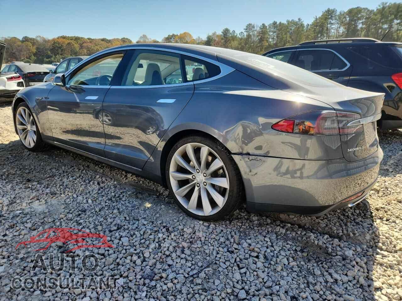 TESLA MODEL S 2013 - 5YJSA1CN9DFP25669