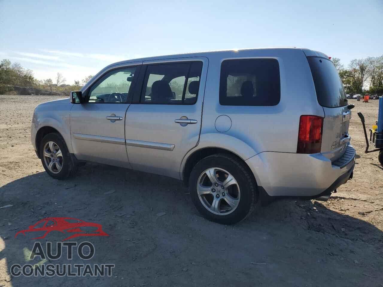 HONDA PILOT 2015 - 5FNYF4H58FB032083