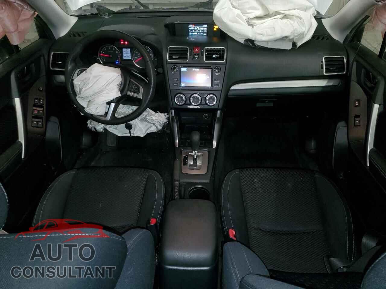 SUBARU FORESTER 2018 - JF2SJAAC2JH471608