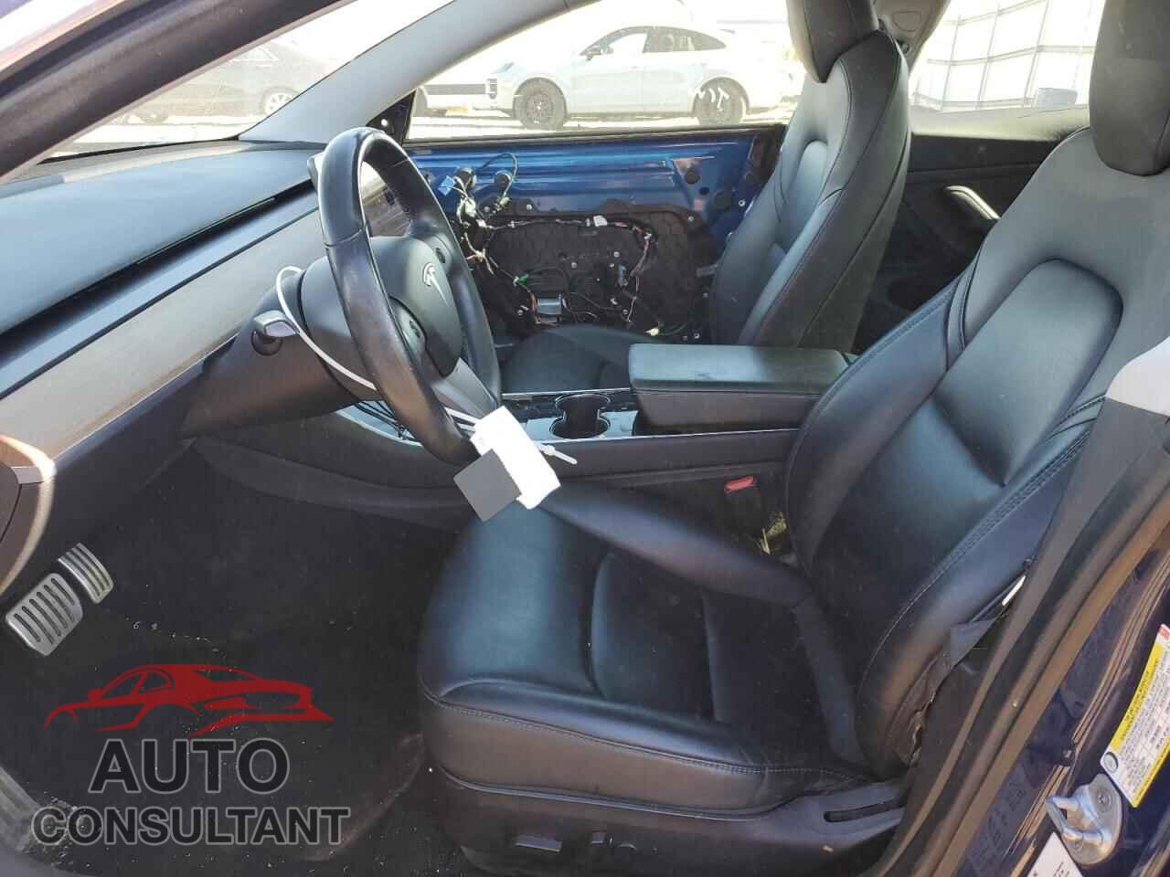 TESLA MODEL 3 2019 - 5YJ3E1EB8KF231358
