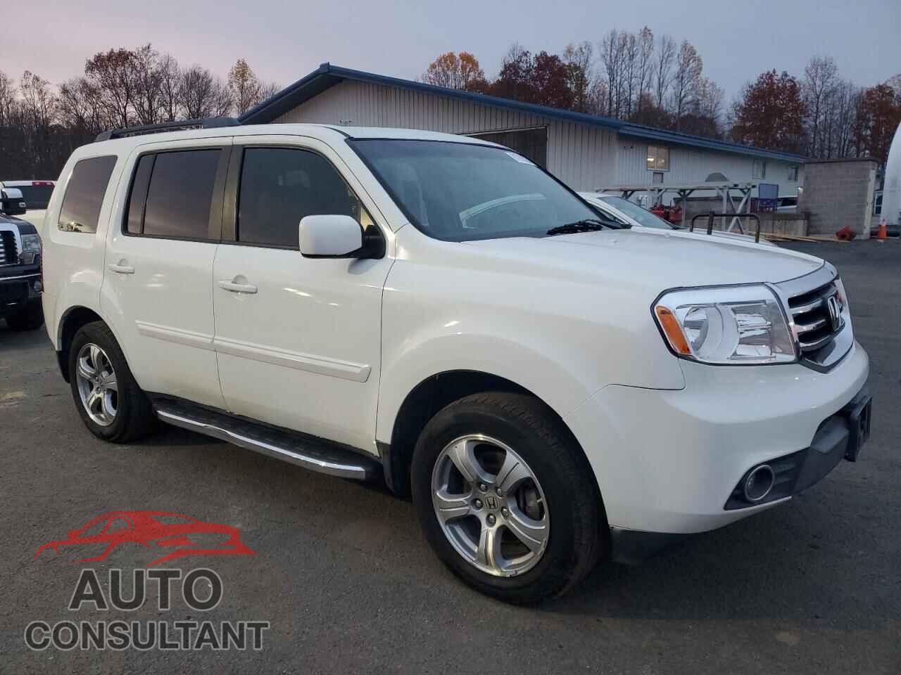 HONDA PILOT 2013 - 5FNYF3H52DB032507