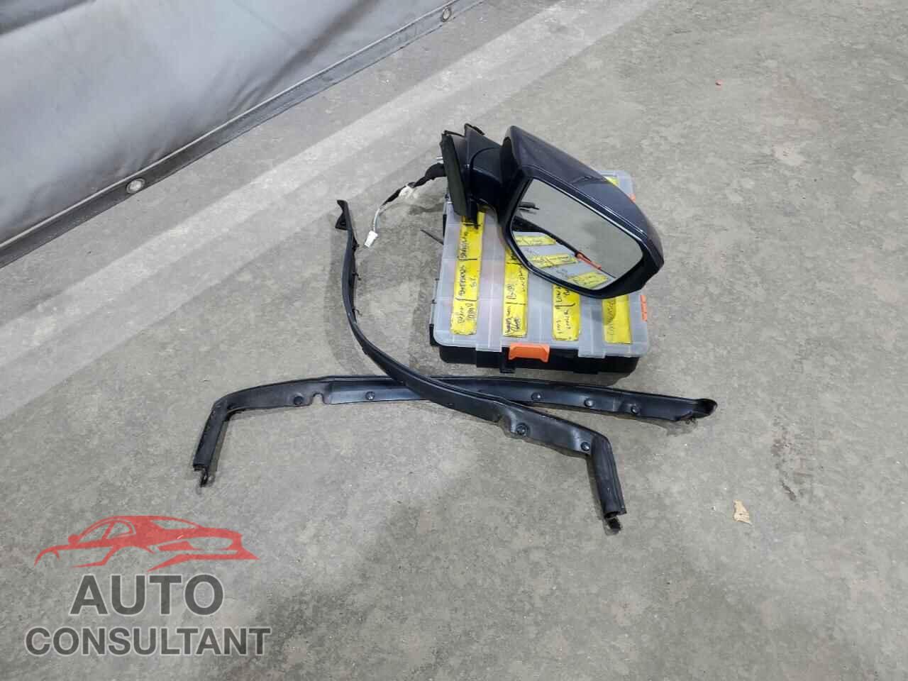 HONDA CIVIC 2019 - 2HGFC2F63KH589957