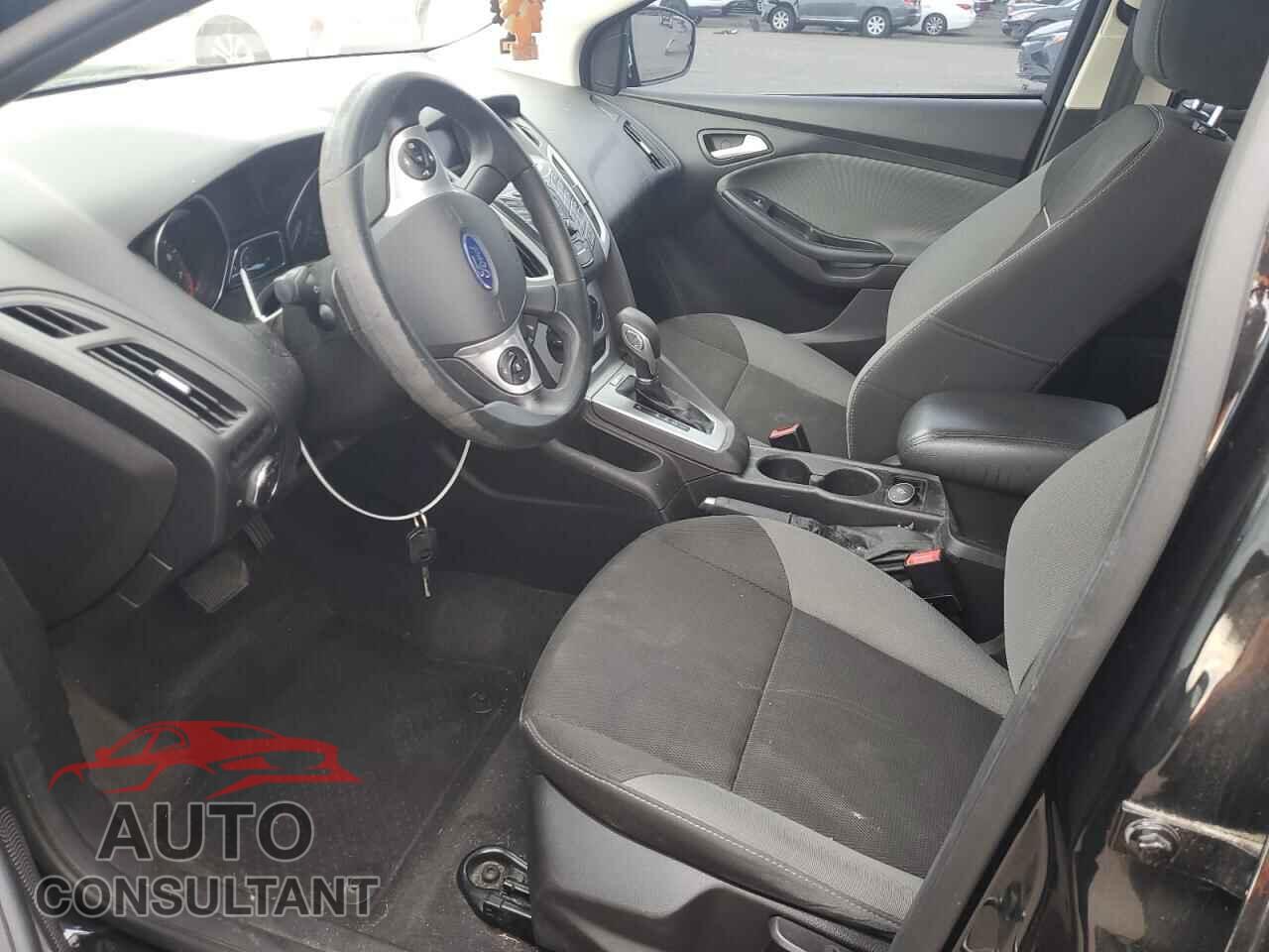 FORD FOCUS 2014 - 1FADP3K27EL446509