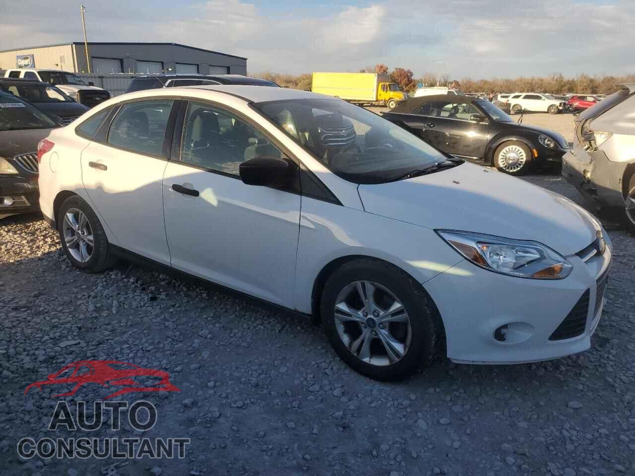 FORD FOCUS 2013 - 1FADP3E23DL285635