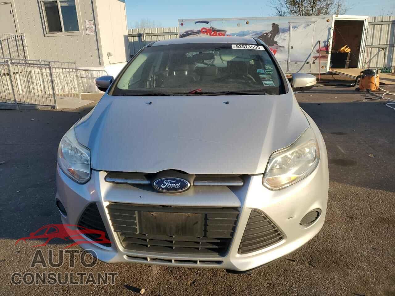FORD FOCUS 2014 - 1FADP3K23EL144103