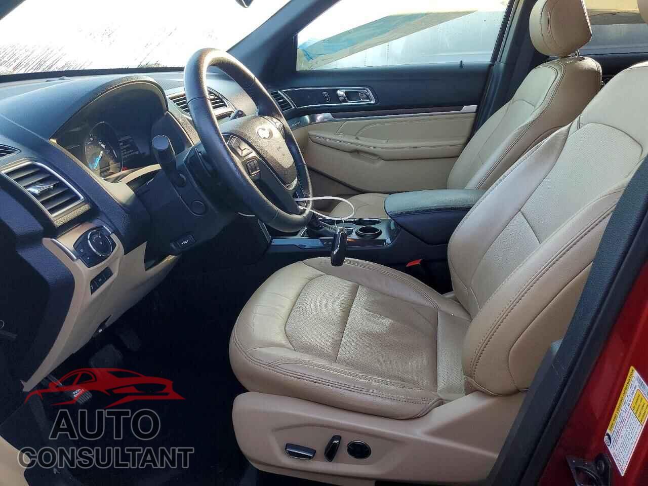 FORD EXPLORER 2017 - 1FM5K7F8XHGD48604