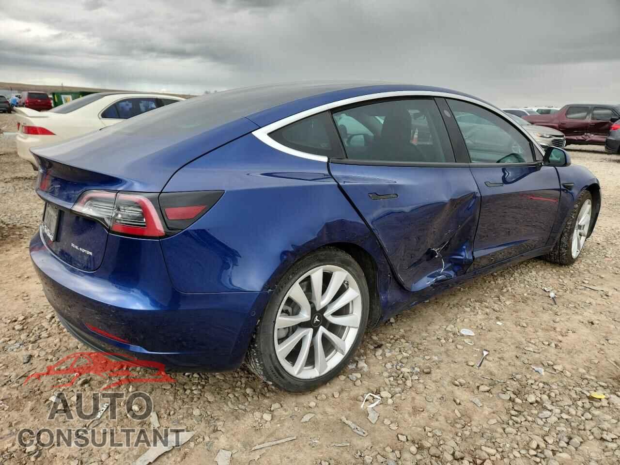 TESLA MODEL 3 2019 - 5YJ3E1EB9KF453990