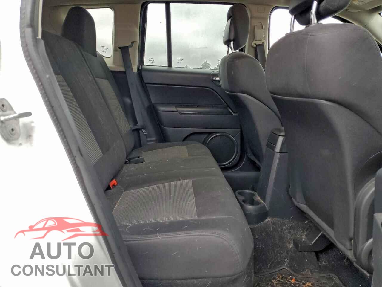 JEEP COMPASS 2011 - 1J4NF1FB2BD164410