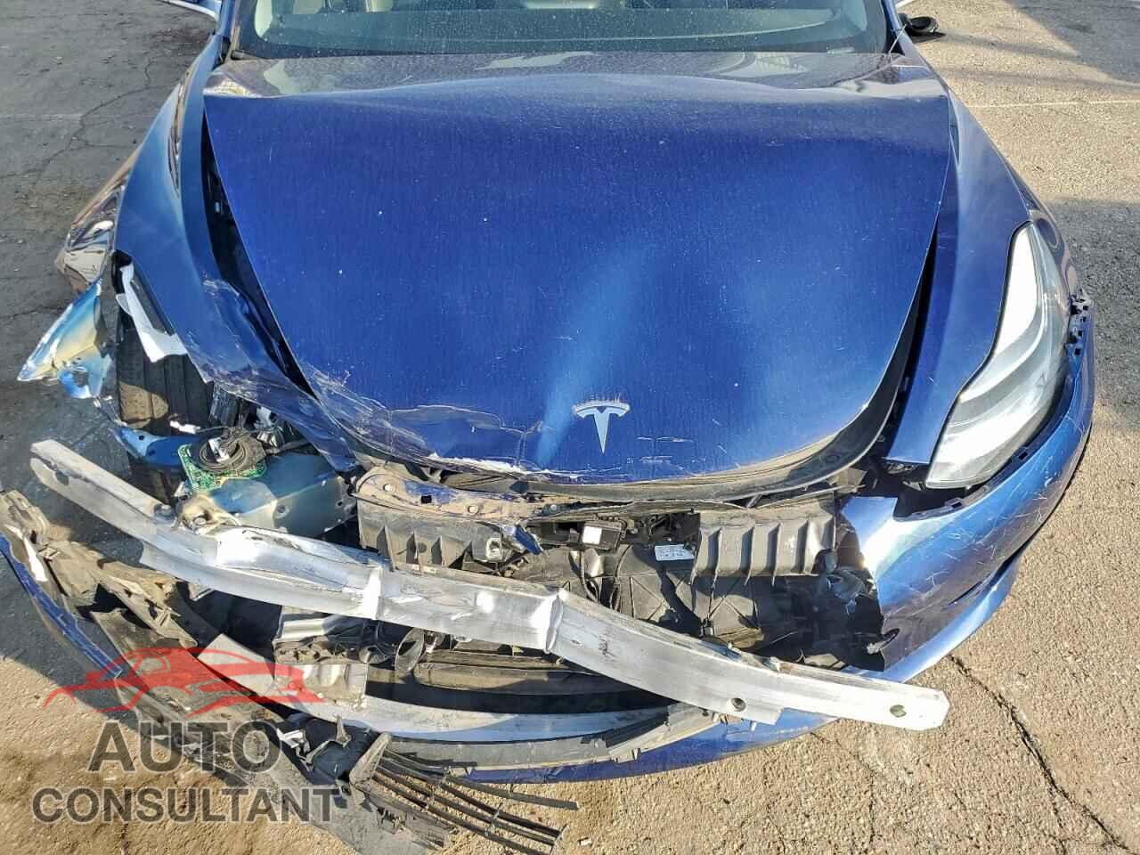 TESLA MODEL 3 2018 - 5YJ3E1EA2JF035891