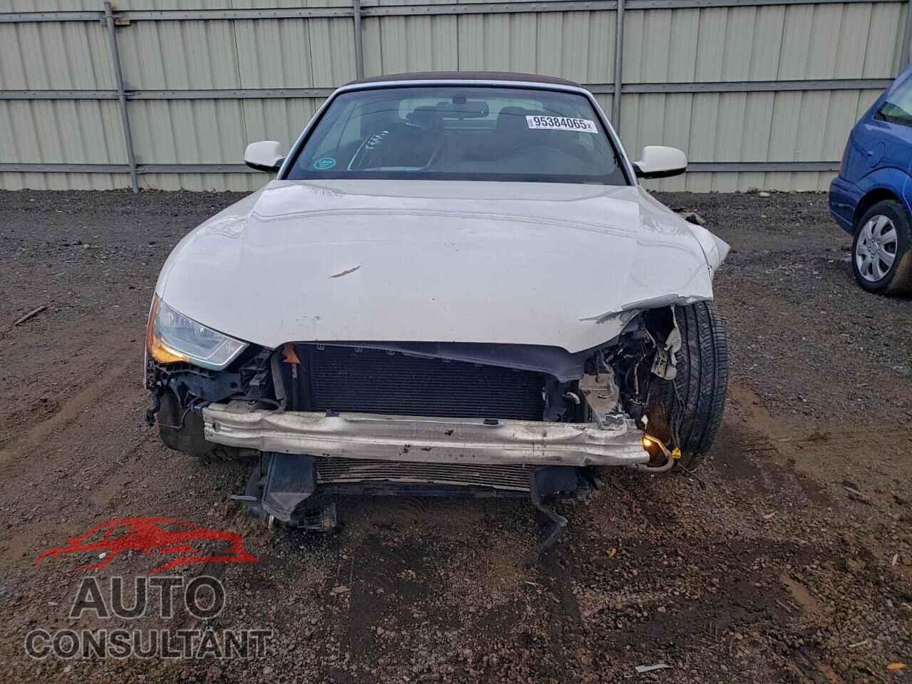 AUDI A5 2013 - WAUCFAFH1DN009584