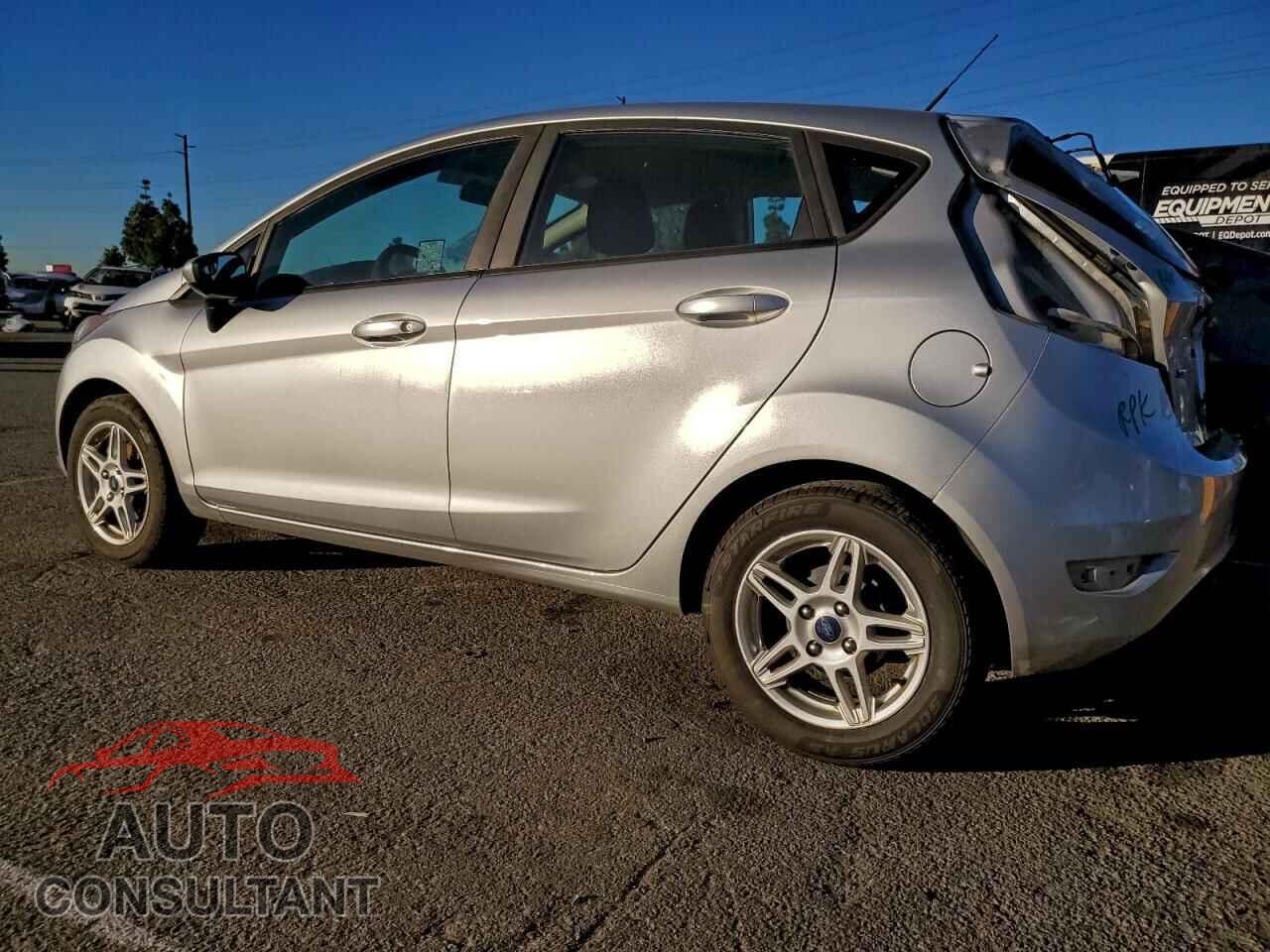 FORD FIESTA 2017 - 3FADP4EJ5HM150593