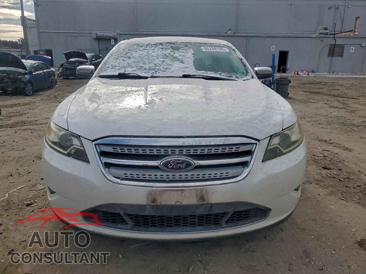 FORD TAURUS 2011 - 1FAHP2FW1BG111419