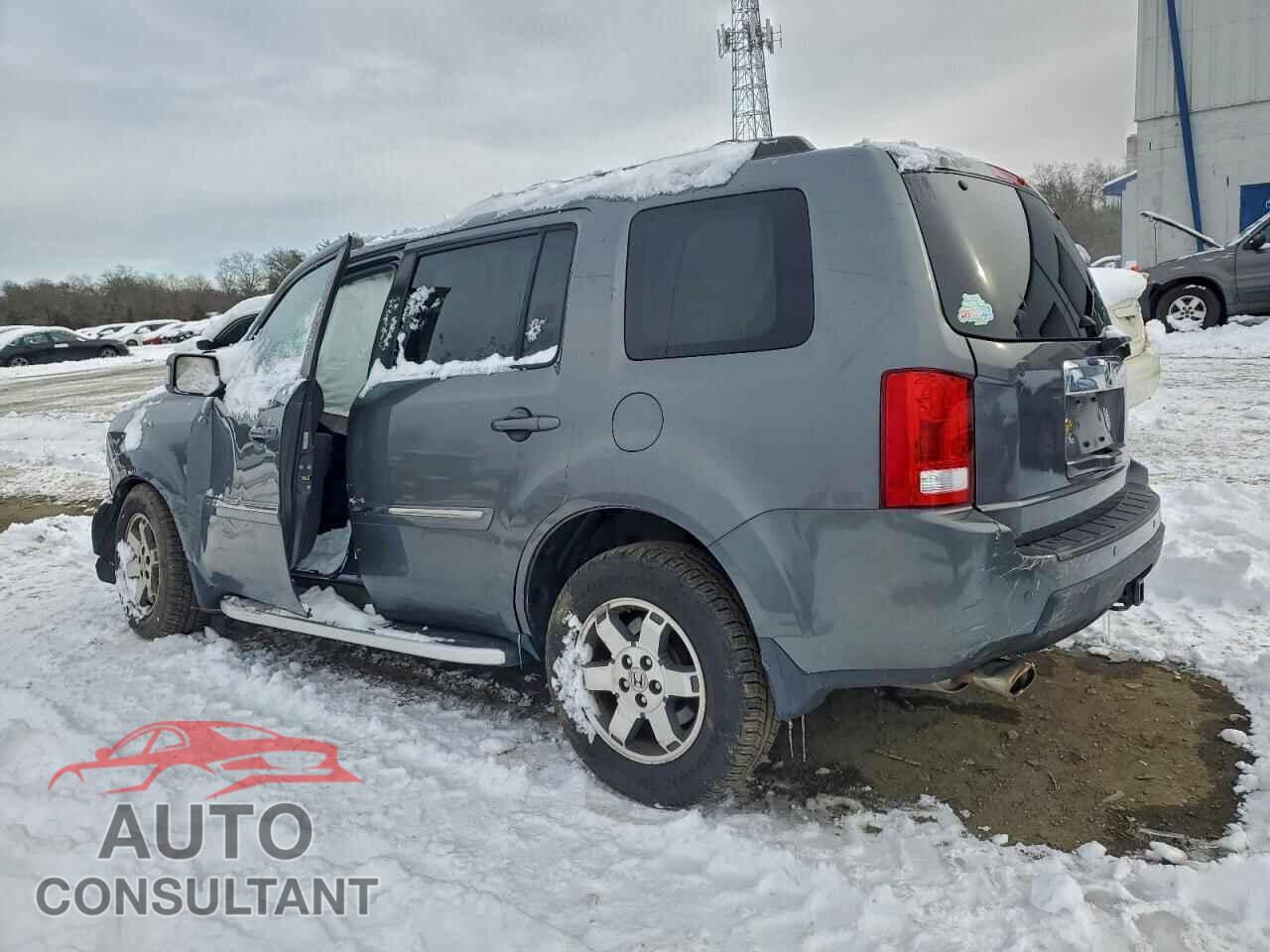 HONDA PILOT 2011 - 5FNYF4H93BB053078