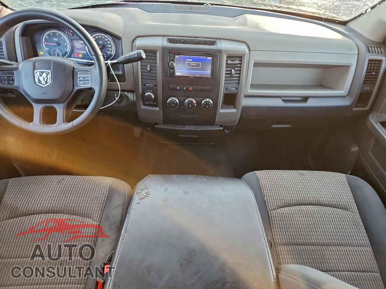 DODGE RAM 1500 2012 - 1C6RD7KT3CS261652