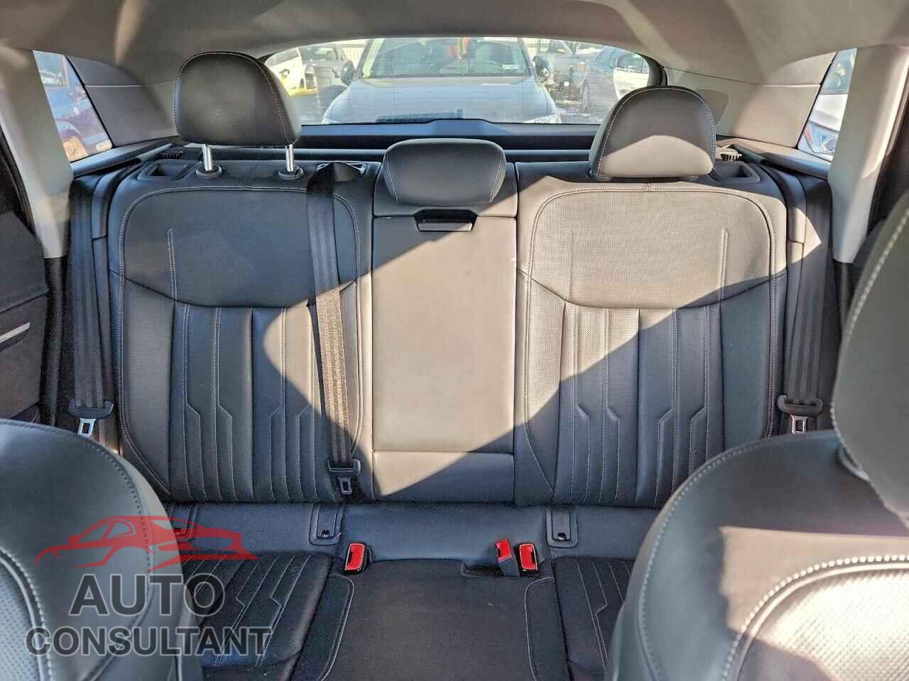 AUDI E-TRON 2019 - WA1VABGE2KB011440