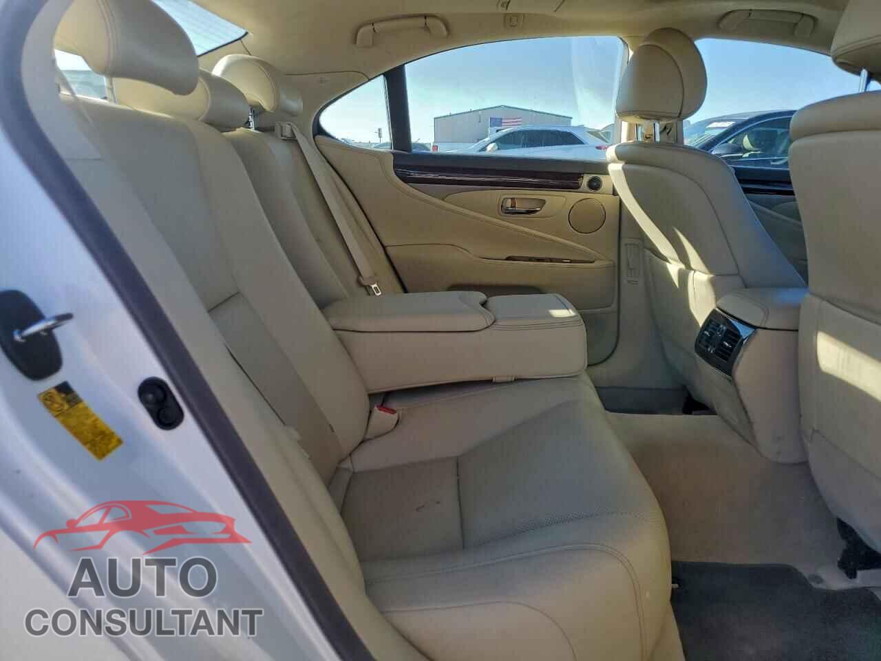 LEXUS LS460 2013 - JTHBL5EF9D5124401