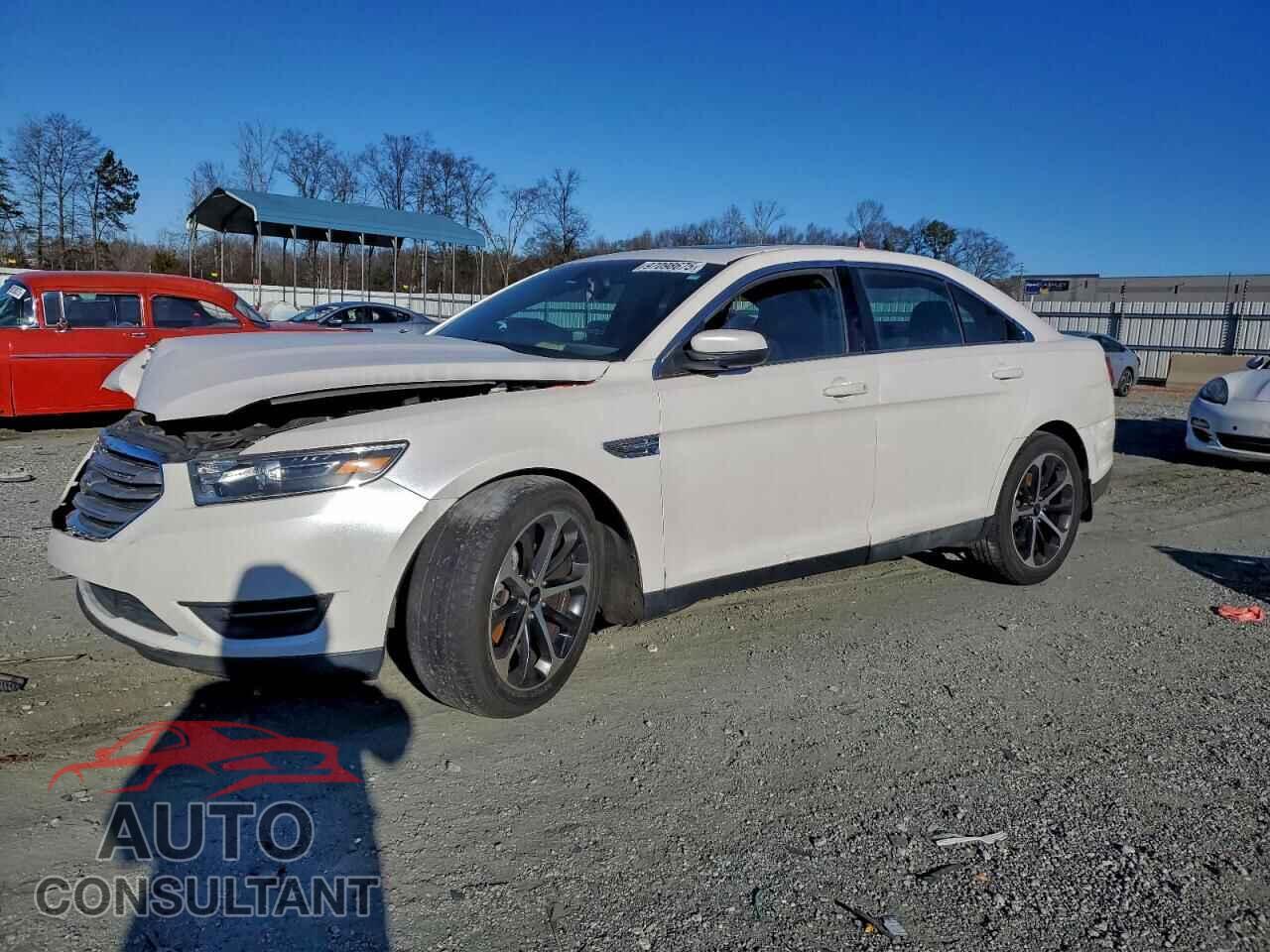 FORD TAURUS 2015 - 1FAHP2E87FG158513