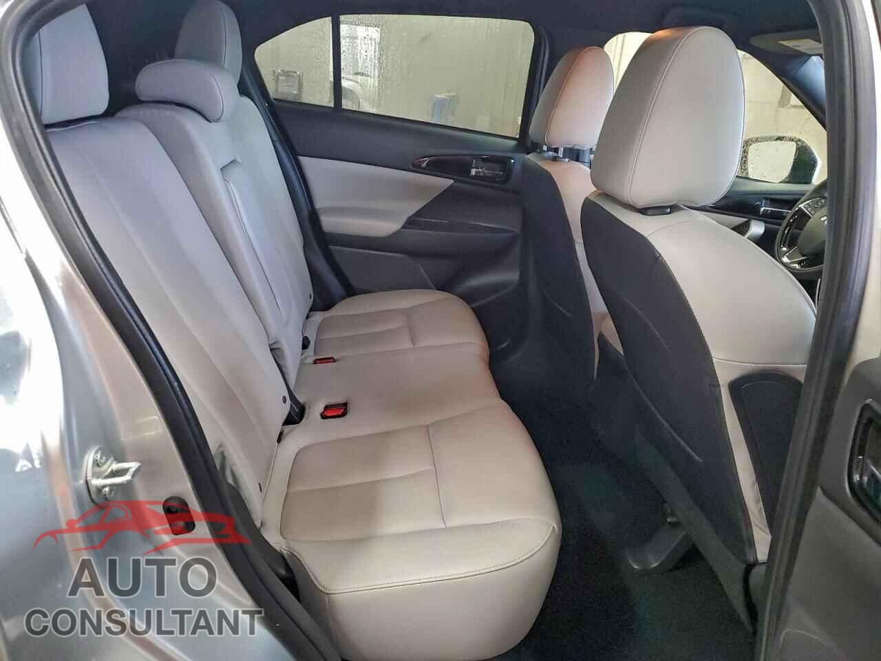 MITSUBISHI ECLIPSE 2024 - JA4ATWAA2RZ070656