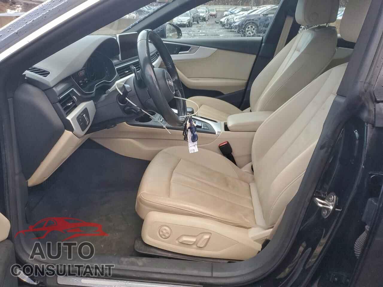 AUDI A5 2018 - WAUBNCF56JA076166