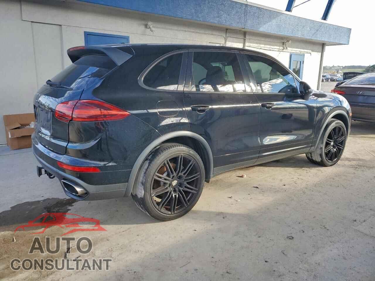 PORSCHE CAYENNE 2016 - WP1AA2A27GKA36097
