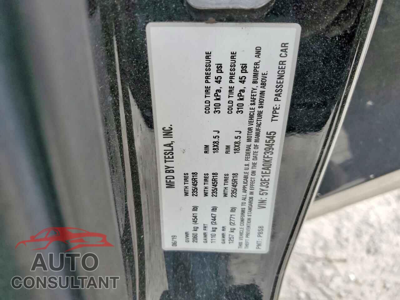 TESLA MODEL 3 2019 - 5YJ3E1EA0KF394545