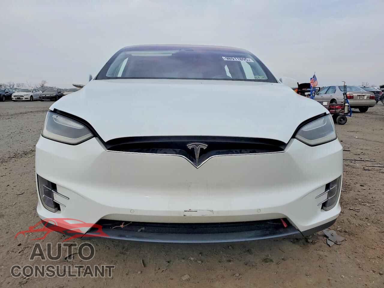 TESLA MODEL X 2016 - 5YJXCAE20GF003031