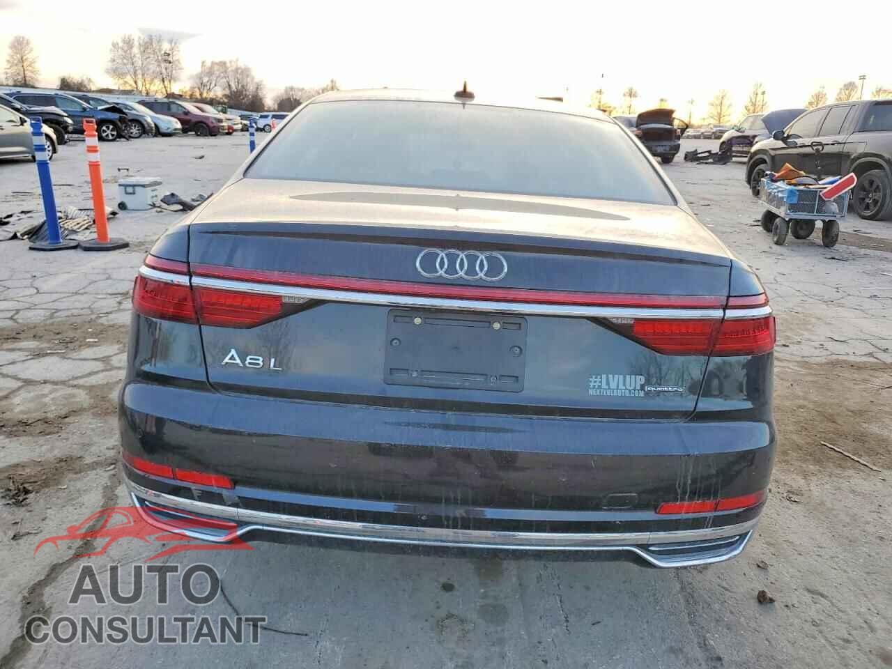AUDI A8 2019 - WAU8DAF83KN014231