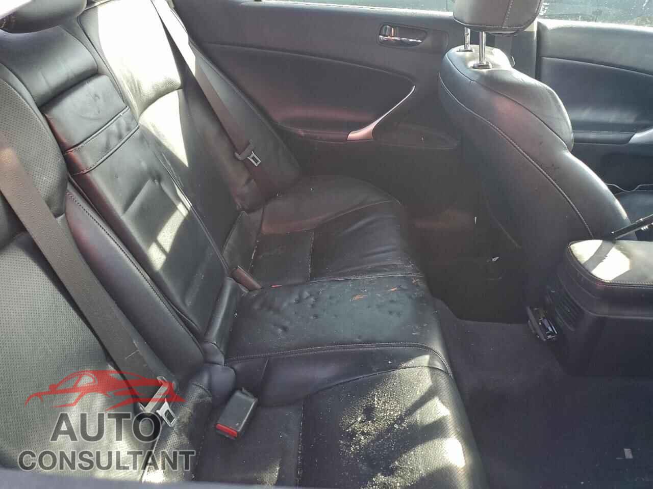 LEXUS IS 2012 - JTHCF5C20C5059366