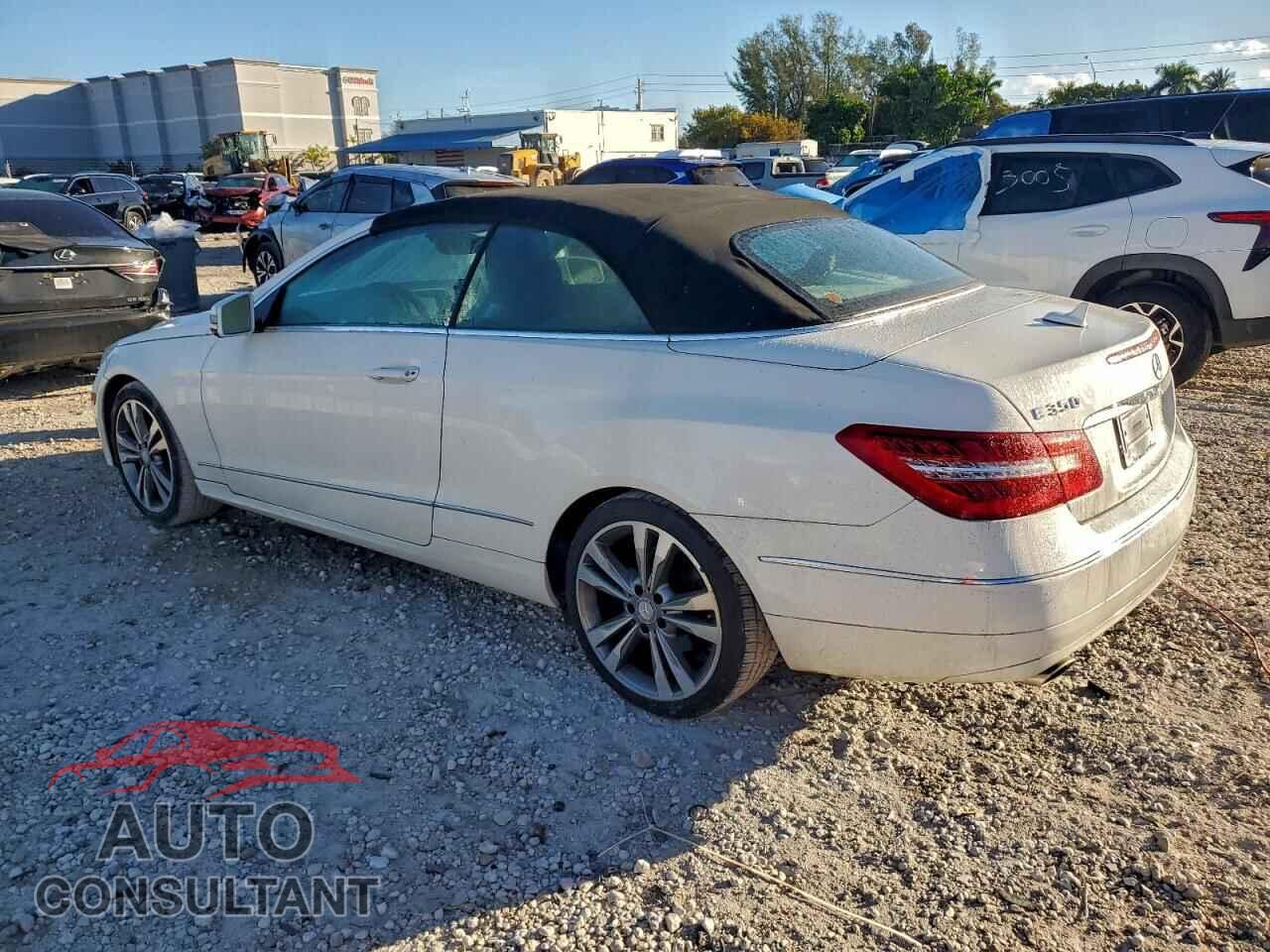 MERCEDES-BENZ E-CLASS 2011 - WDDKK5GF2BF095547