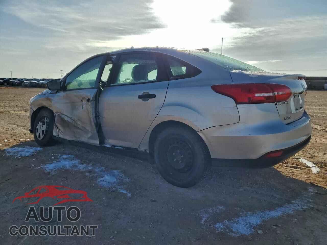 FORD FOCUS 2017 - 1FADP3E28HL235545