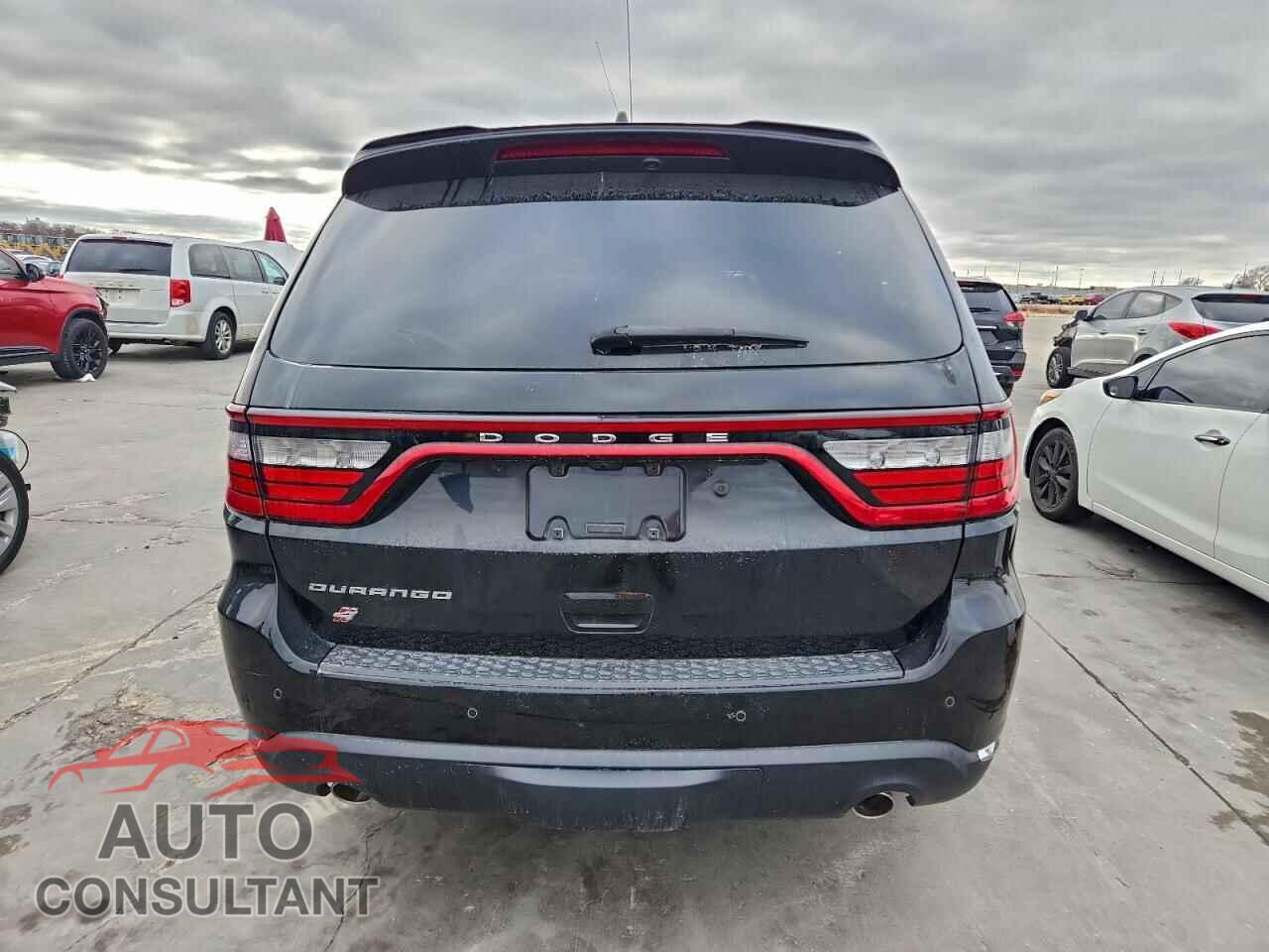 DODGE DURANGO 2023 - 1C4SDJFT6PC604052