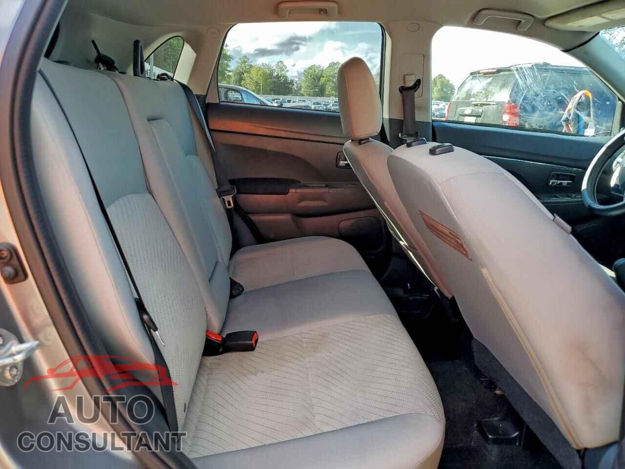 MITSUBISHI OUTLANDER 2015 - 4A4AR4AU9FE042903